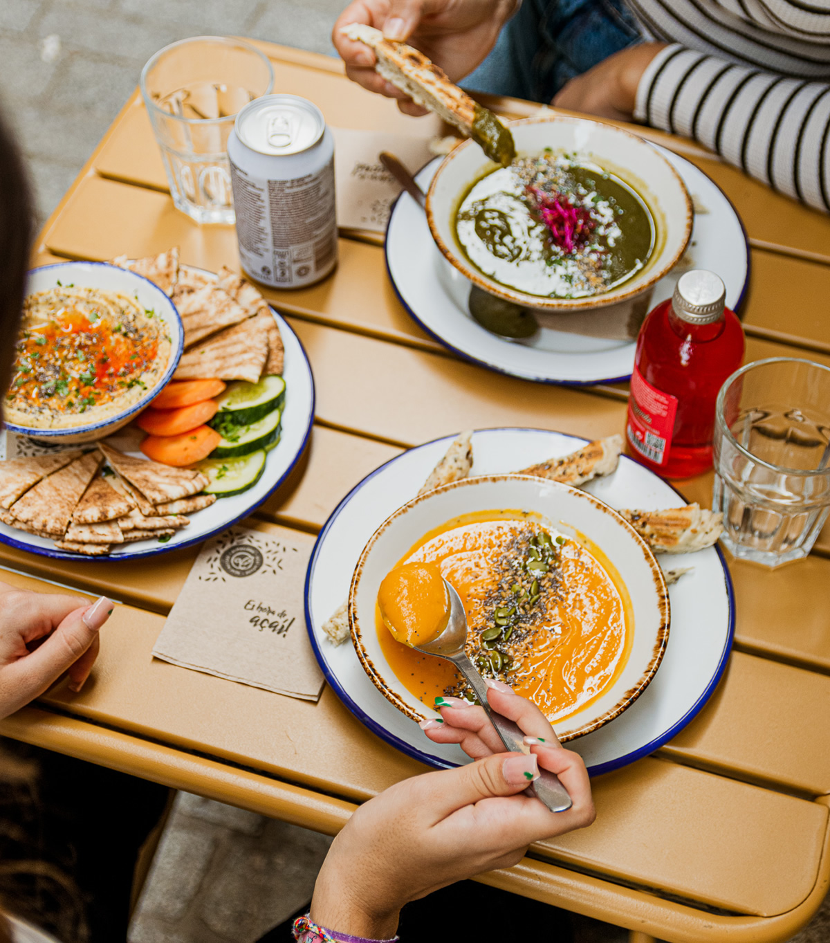 imagen de cómo encontrar un restaurante vegano cerca de mi en españa