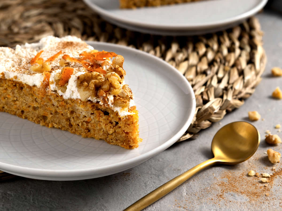 foto de una torta carrot cake para pastelería vegana sin gluten