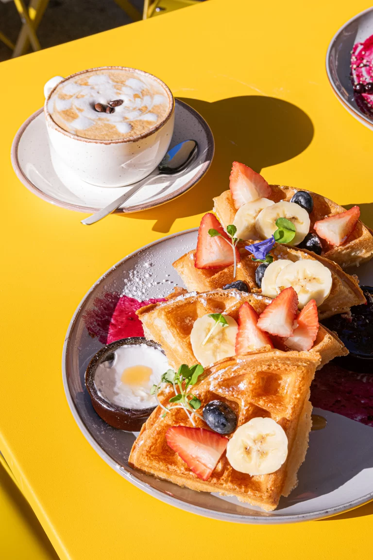 foto e imagen de un desayuno vegano en Valencia, Almalibre restaurante vegano